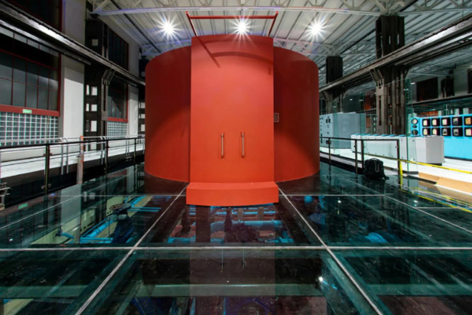 Somos Agua — Immersive pavilion on water and urban life, image 12
